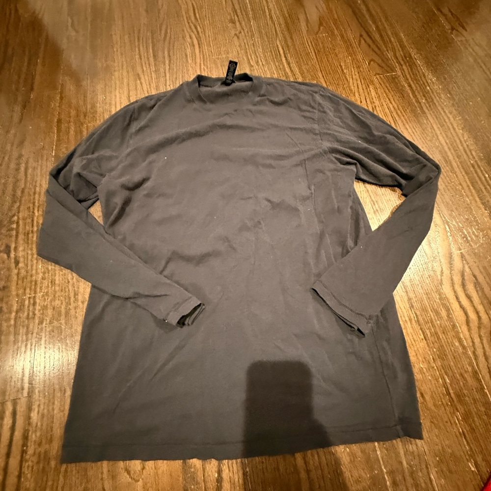 Unisex Long Sleeve Crewneck Shirt - Black